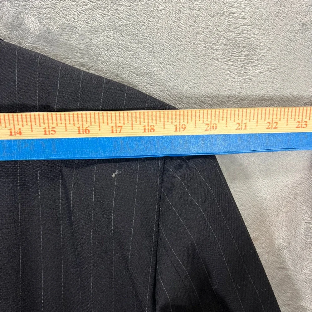 Hickey Freeman Blazer Mens 42R Navy Blue Pinstripe Wool Sport Coat Vintage Hole